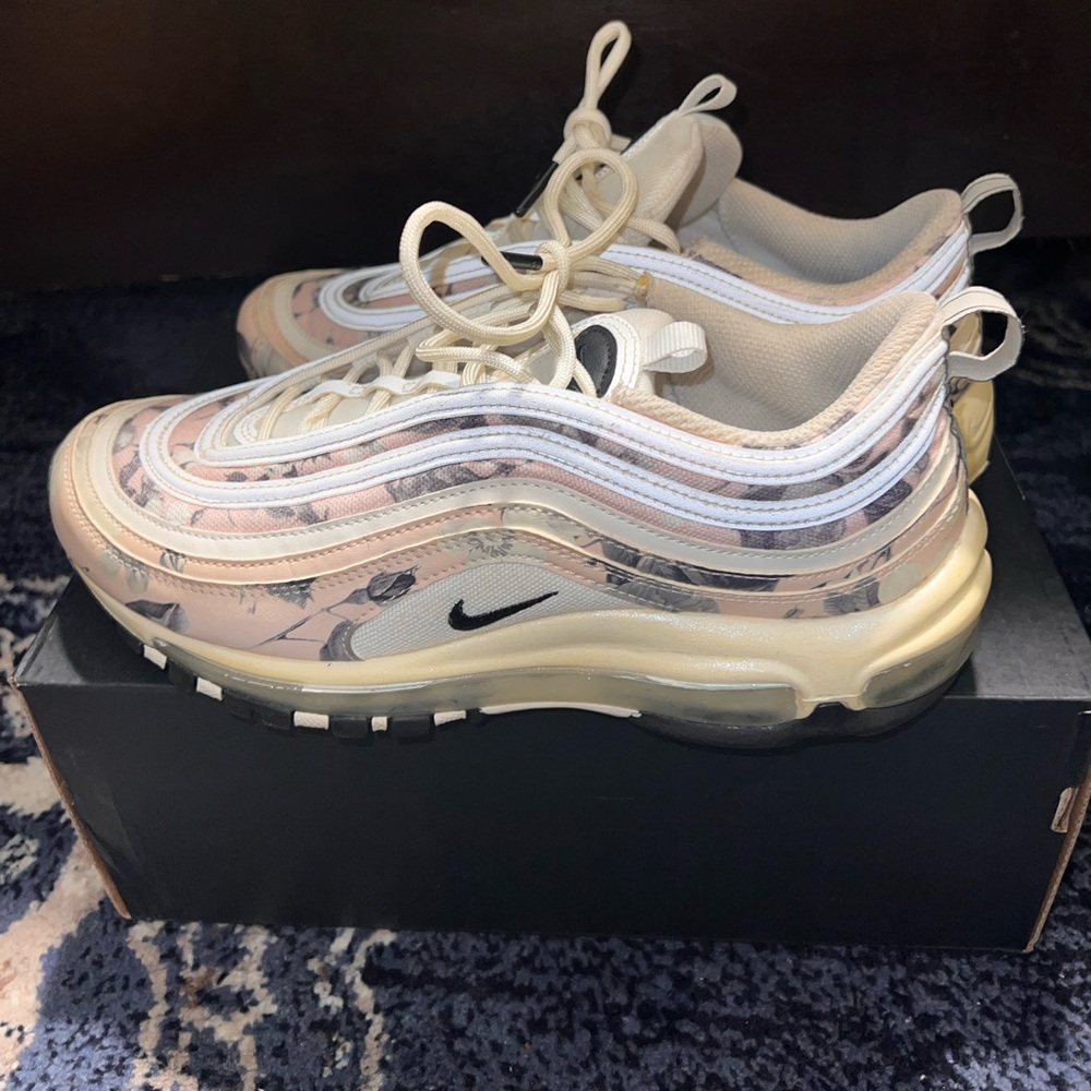 Nike air max 97 
Pale Pink Floral (Women's)